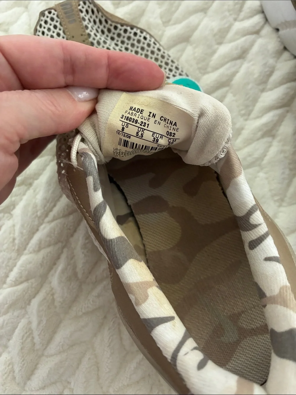 Nike Tan and Teal Camo Slip-On Shoe